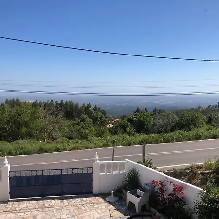 Vivenda Azul 度假居 *