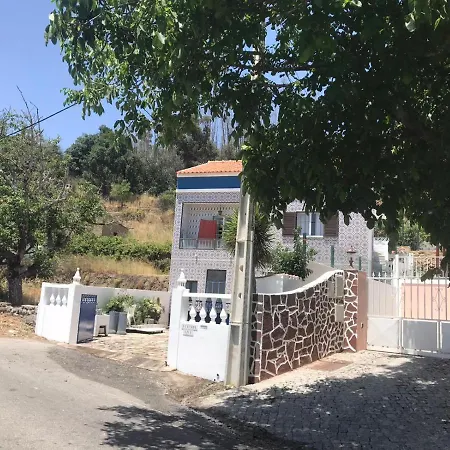 Vivenda Azul 別荘 モンシケ