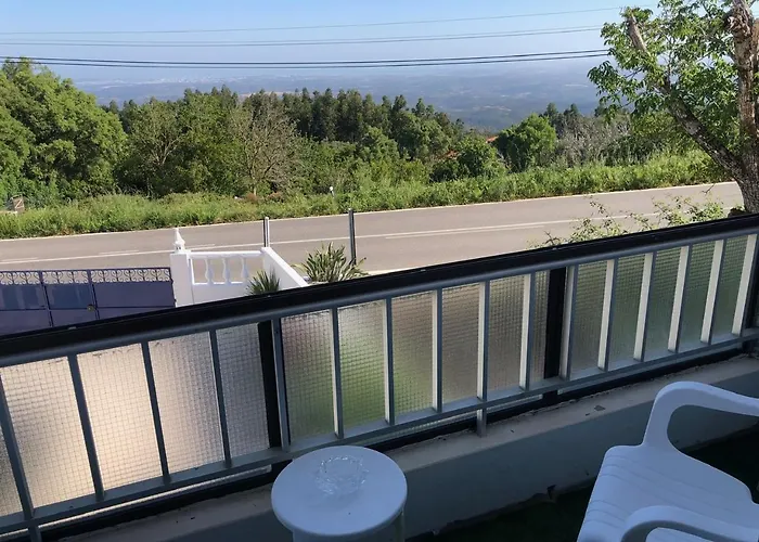 別荘 Vivenda Azul モンシケ