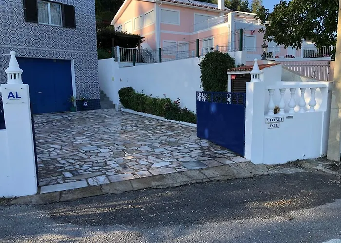 別荘 Vivenda Azul モンシケ